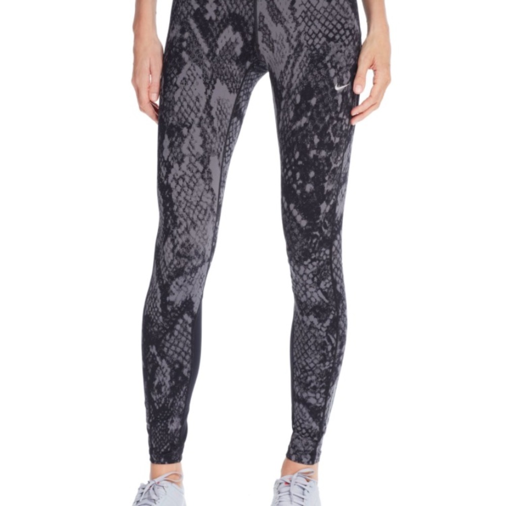 Nike leggings